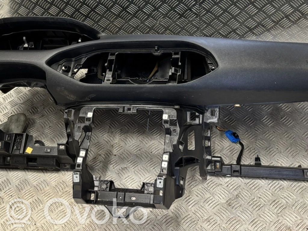 Peugeot 308 Deska rozdzielcza 