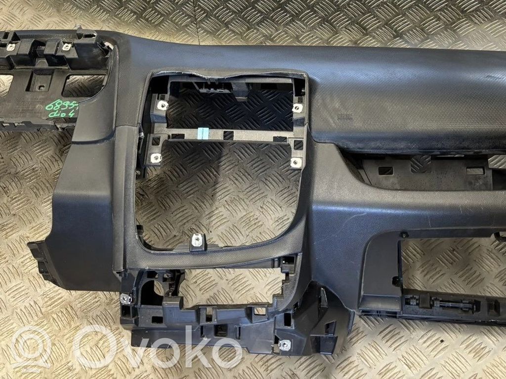 Renault Clio IV Panelis 
