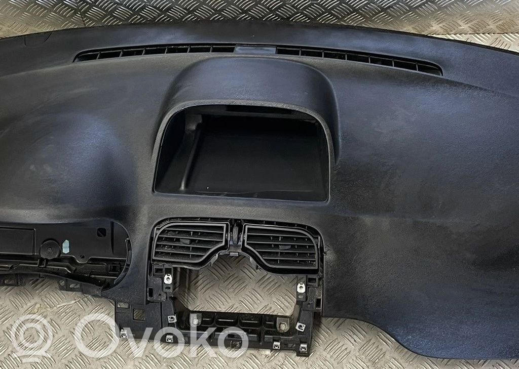 Renault Kangoo II Panelė 