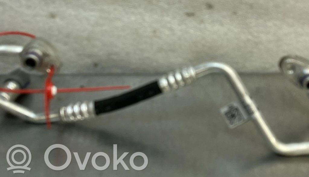 Porsche Taycan 9J1 Wąż / Przewód klimatyzacji A/C 
