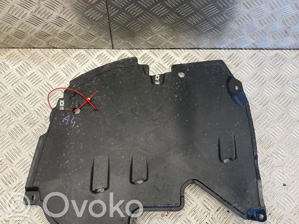 Audi A4 S4 B9 Protecție inferioară motor 