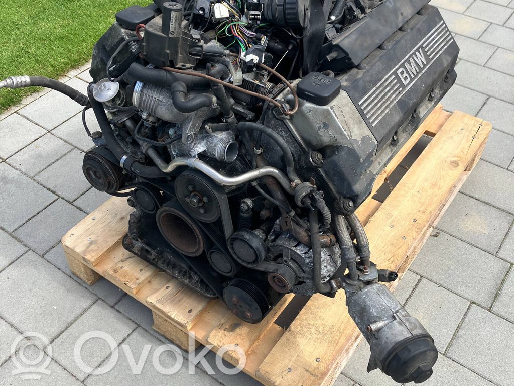BMW 7 E38 Engine 