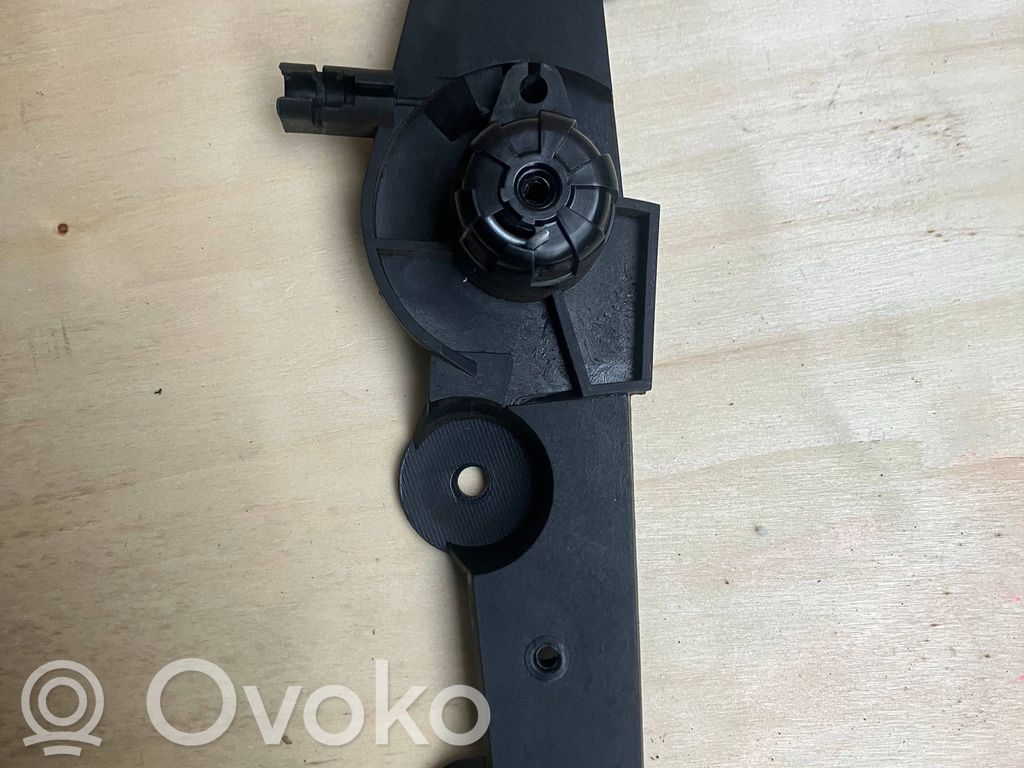 BMW 5 E60 E61 Engine bonnet (hood) release handle 