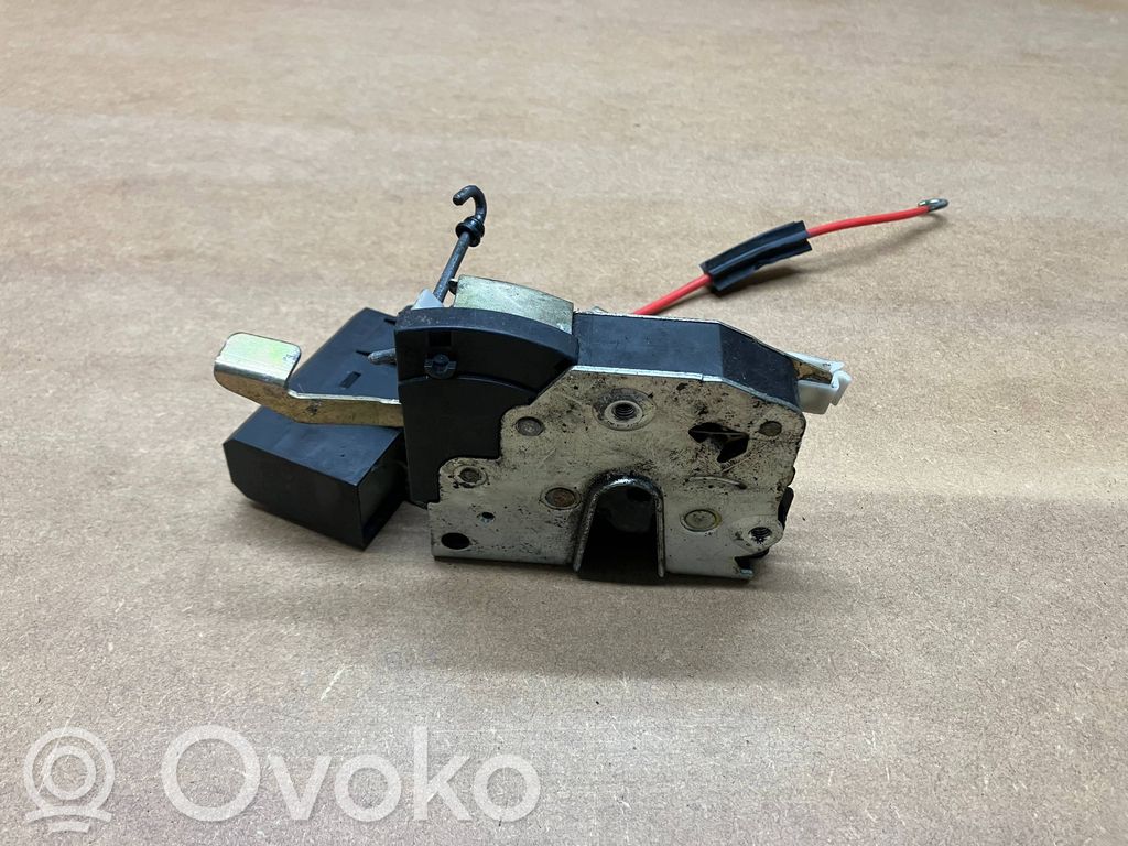 BMW 5 E34 Priekinė durų spyna 