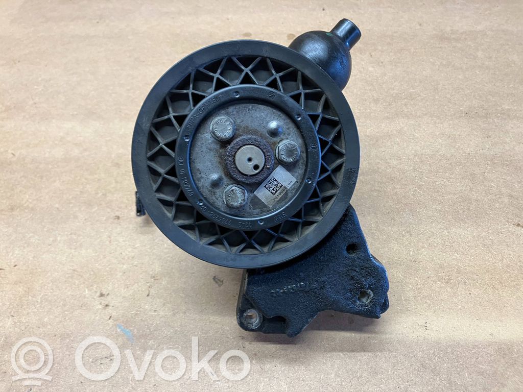 BMW 5 E60 E61 Power steering pump 