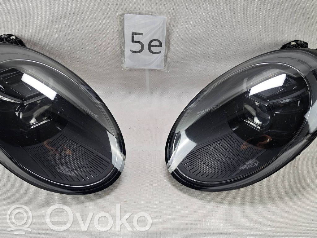 Porsche 911 992 Scheinwerfer Satz Set 
