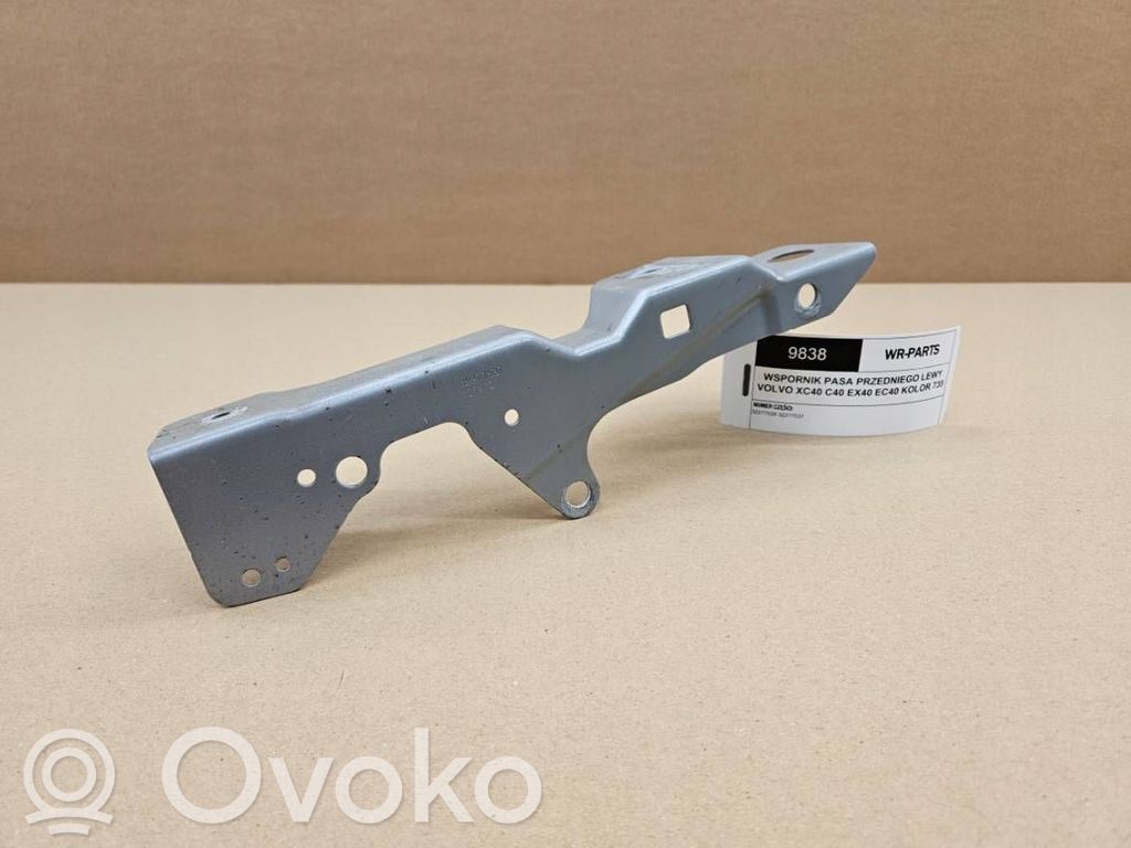 Volvo C40 Support de montage d'aile 