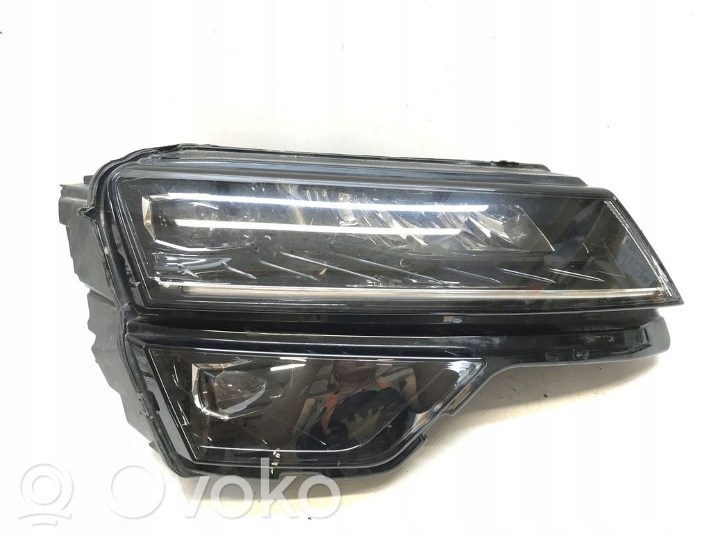 Skoda Karoq Headlight/headlamp 