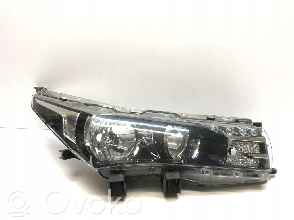 Toyota Corolla E160 E170 Headlight/headlamp 