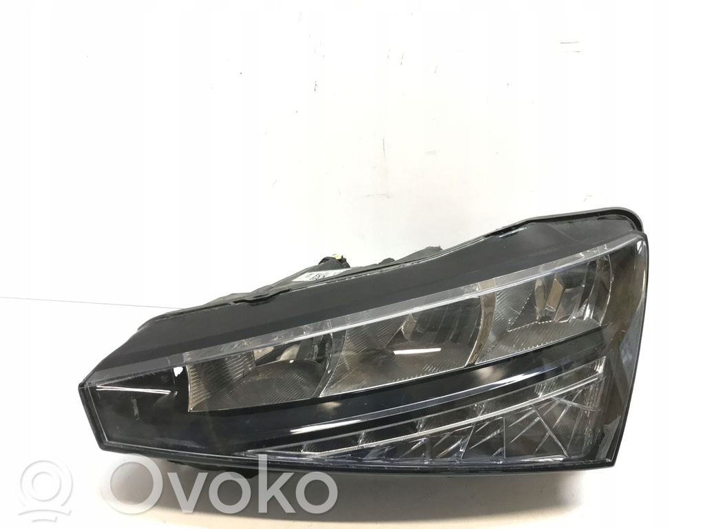 Skoda Scala Headlight/headlamp 
