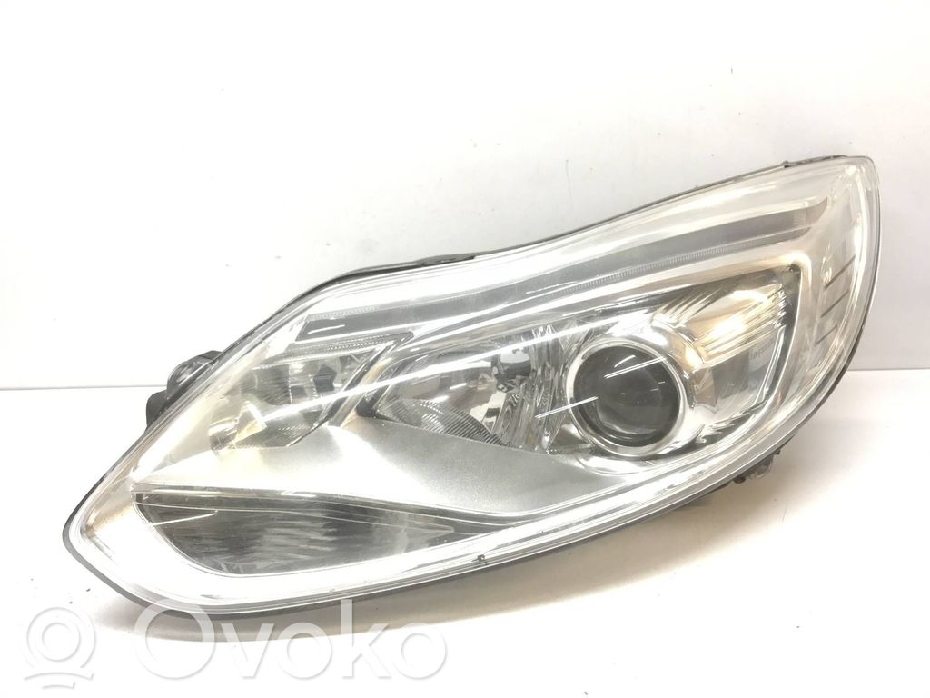 Ford Focus Etu-/Ajovalo 