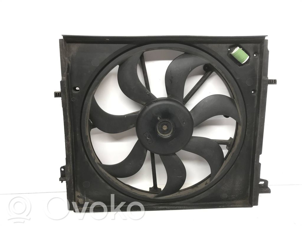 Nissan Qashqai Elektrinis radiatorių ventiliatorius 