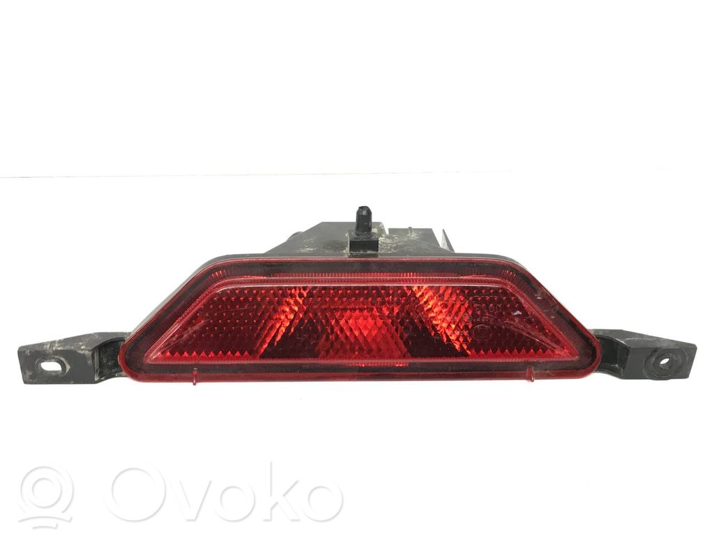 Renault Koleos I Third/center stoplight 