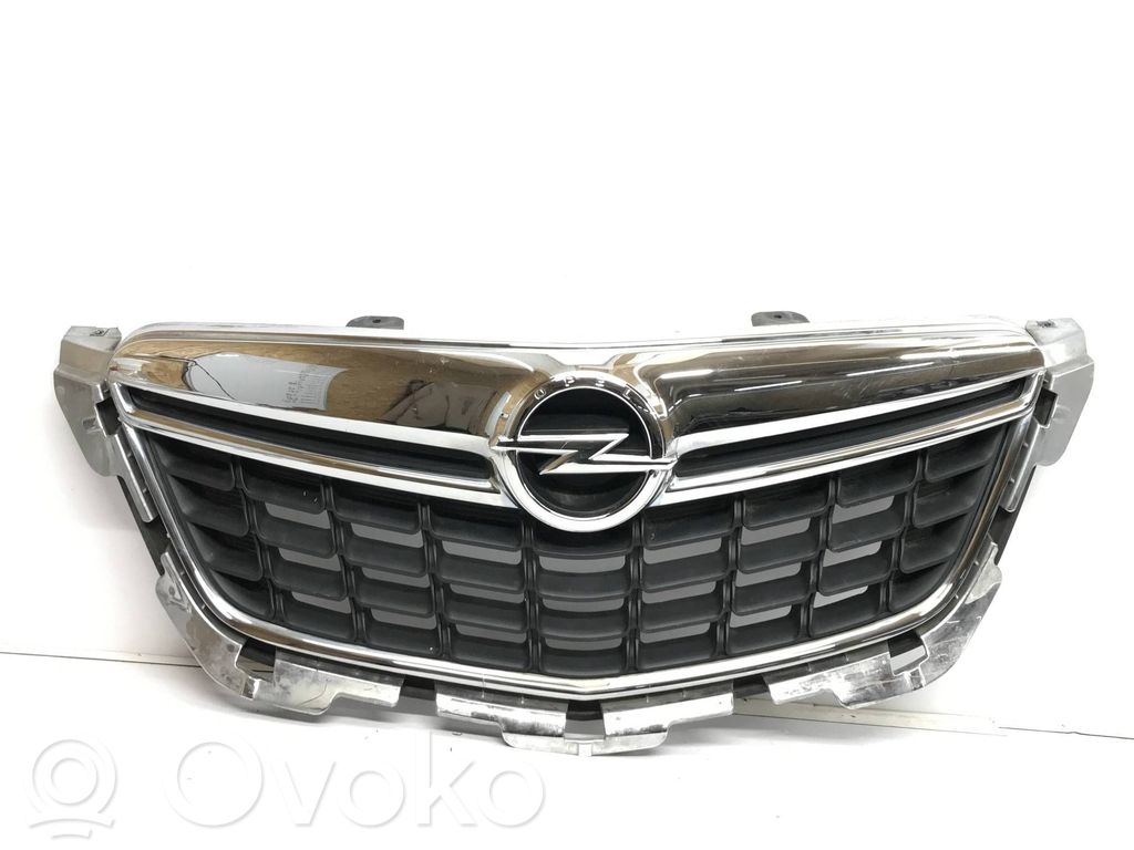 Opel Mokka Front bumper upper radiator grill 