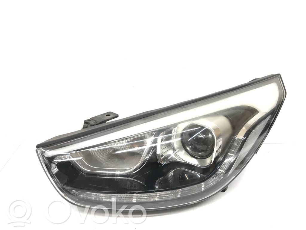 Hyundai ix35 Headlight/headlamp 
