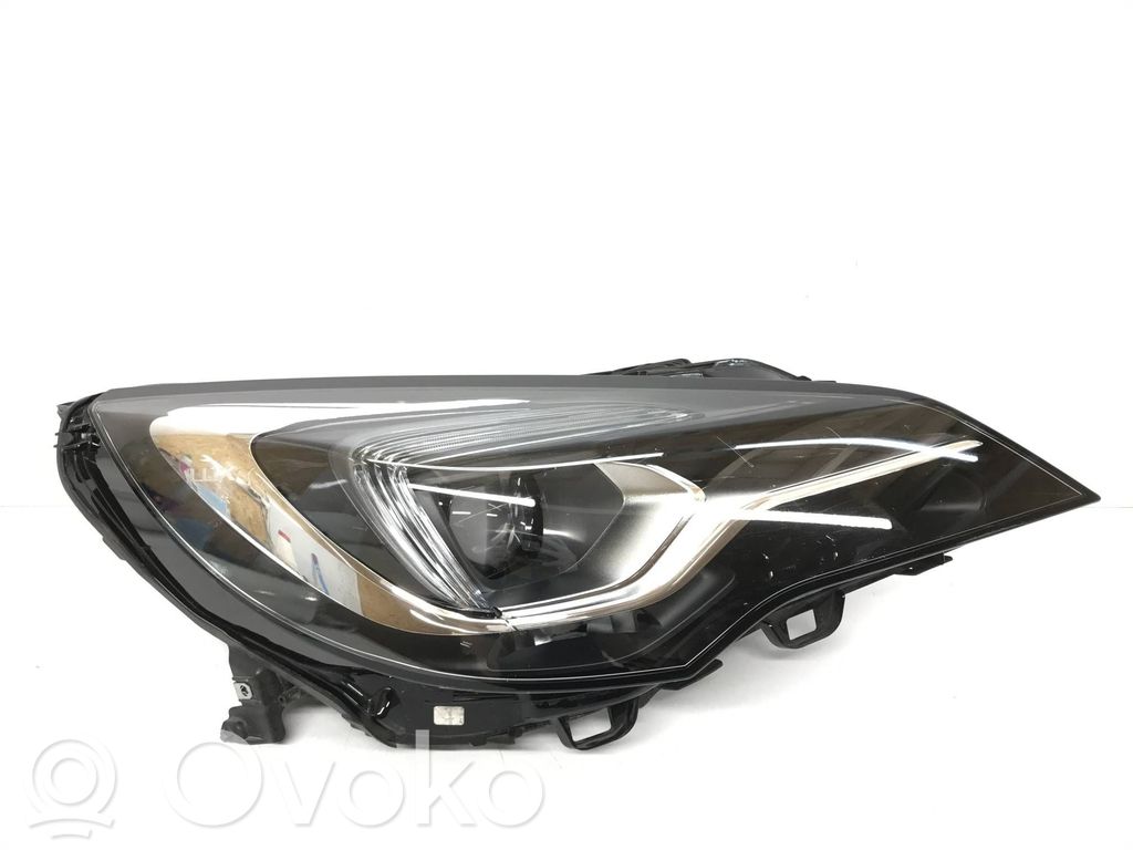 Opel Astra K Headlight/headlamp 