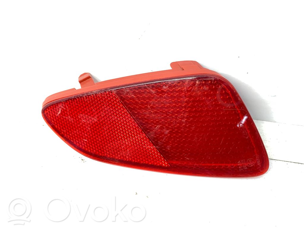 Ford Fiesta Reflector spate 