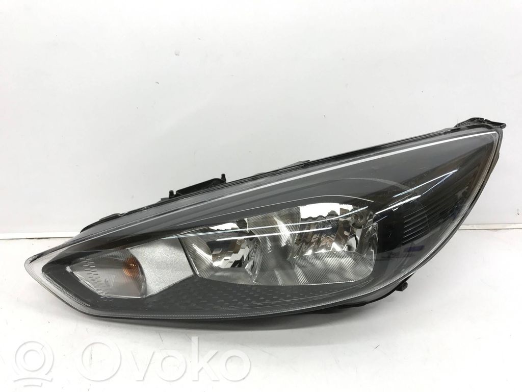 Ford Focus Faro/fanale 