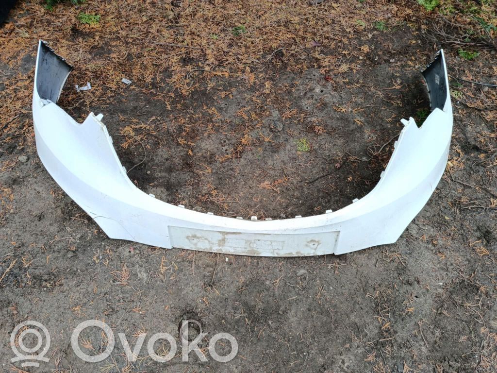 Opel Combo E Priekšējais bamperis 