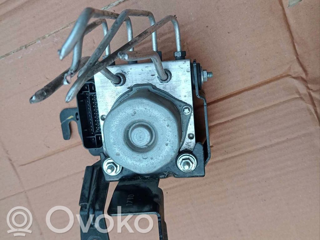 Dacia Sandero ABS bloks 