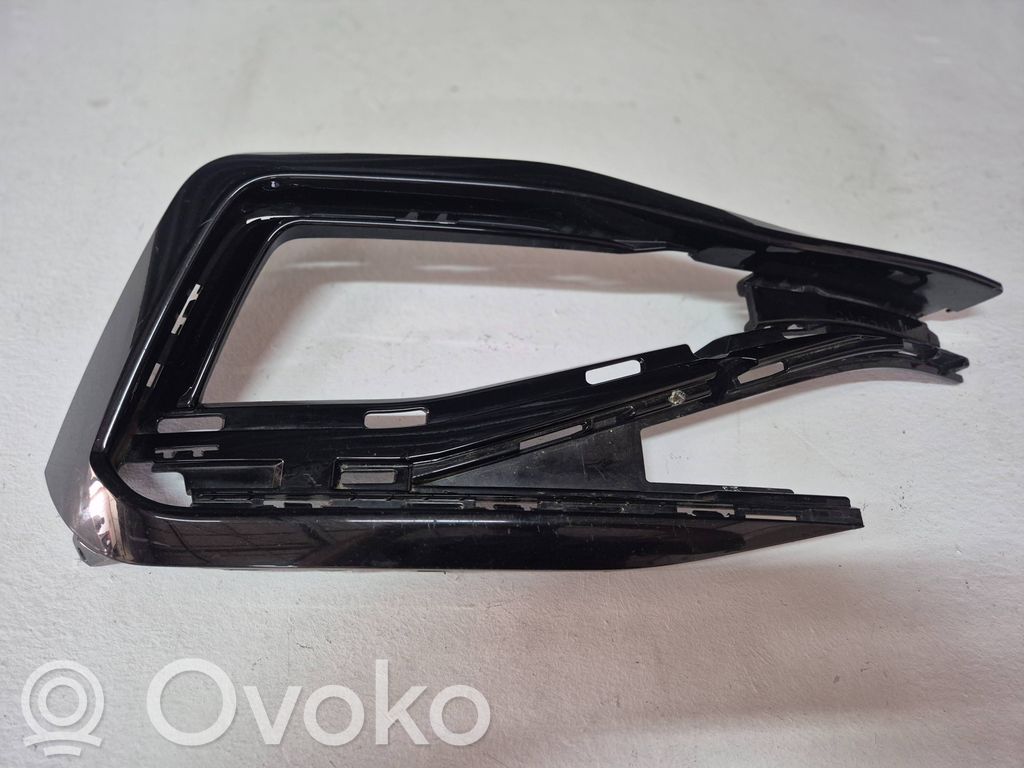 Volkswagen PASSAT B8 Grilă inferioară bară față 