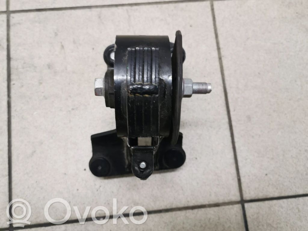 Engine mount bracket   1T086102