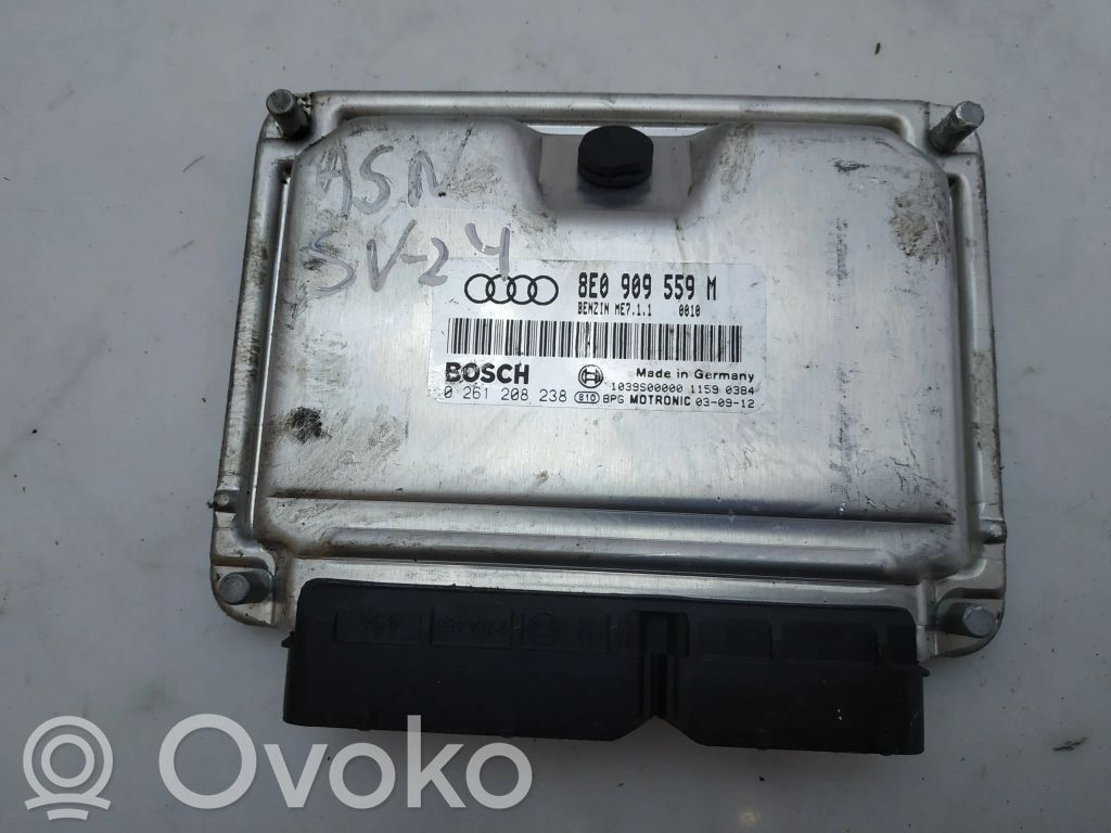 Engine control unit/module   8E0909559M,0261208238
