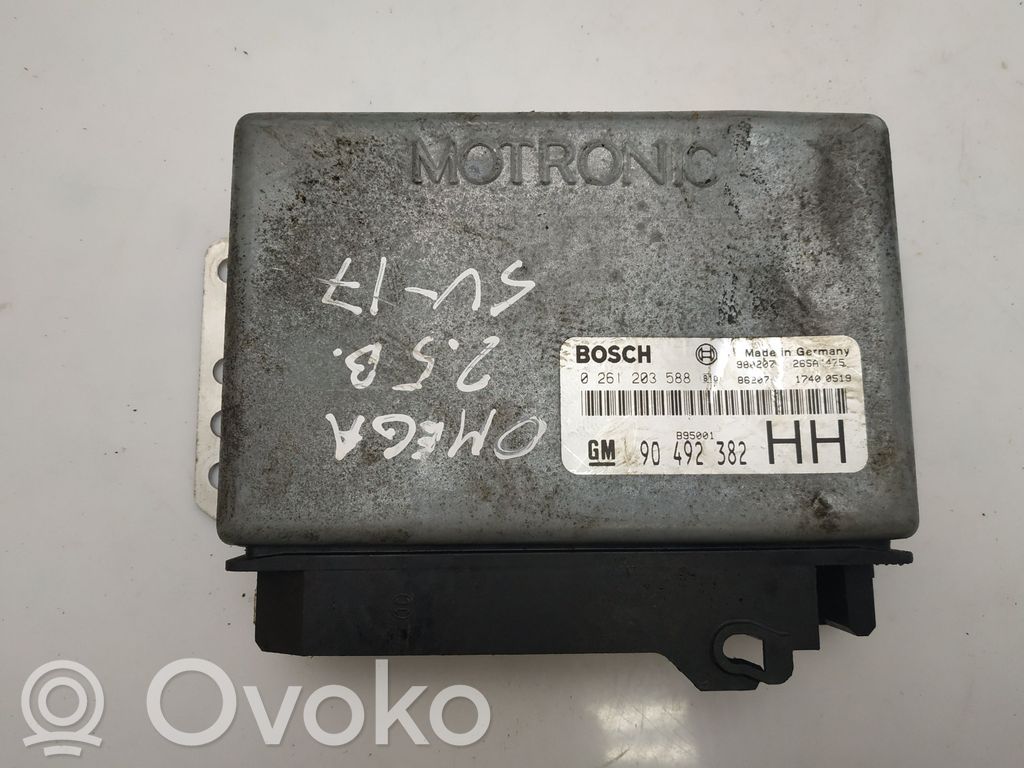 Opel Omega B2 Engine control unit/module 