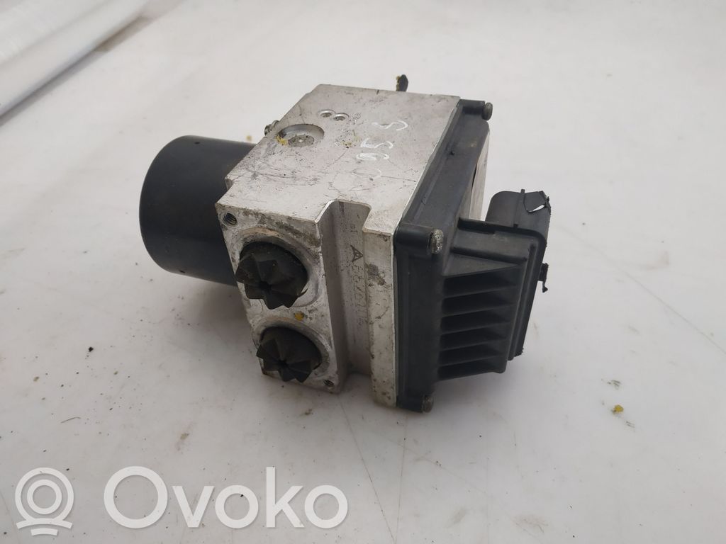 Volkswagen PASSAT B6 ABS Pump 
