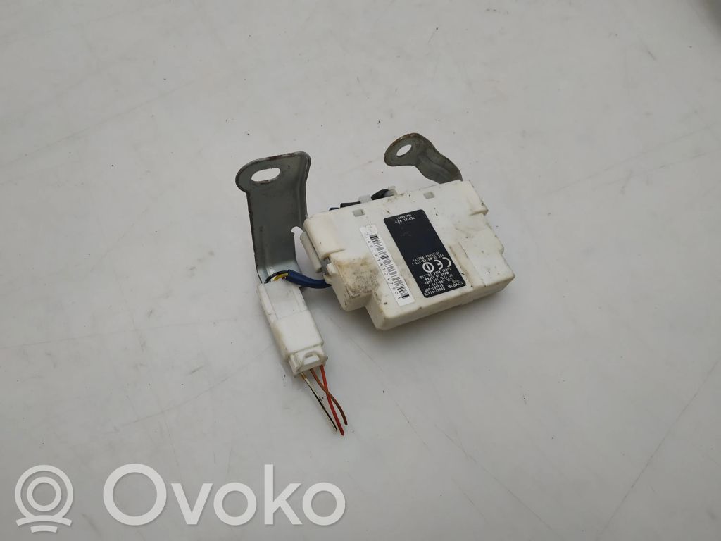 Toyota Prius (XW20) Блок управления центрального замка 