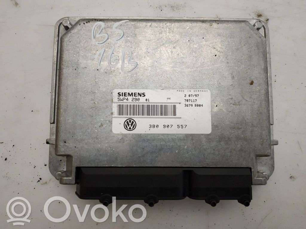 Volkswagen PASSAT B5 Engine control unit/module 