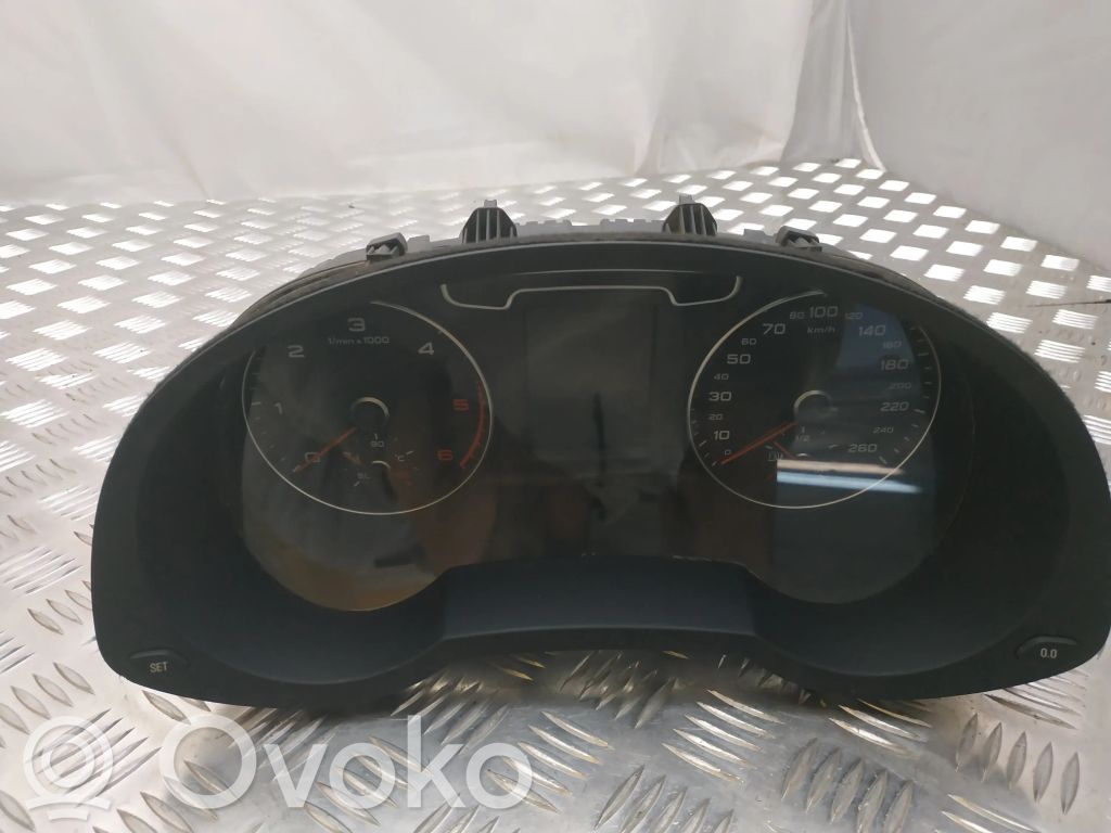 Audi Q3 8U Tachimetro (quadro strumenti) 