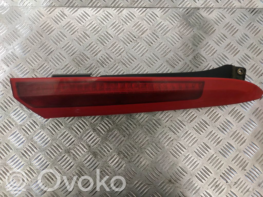 Volvo XC90 Aizmugurējais lukturis virsbūvē 