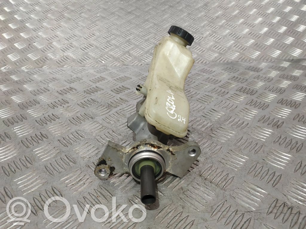 Toyota Corolla E120 E130 Pääjarrusylinteri 