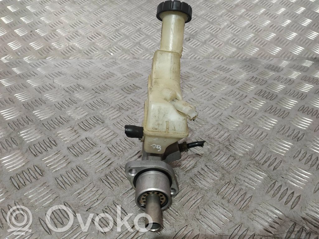 Nissan Note (E12) Master brake cylinder 