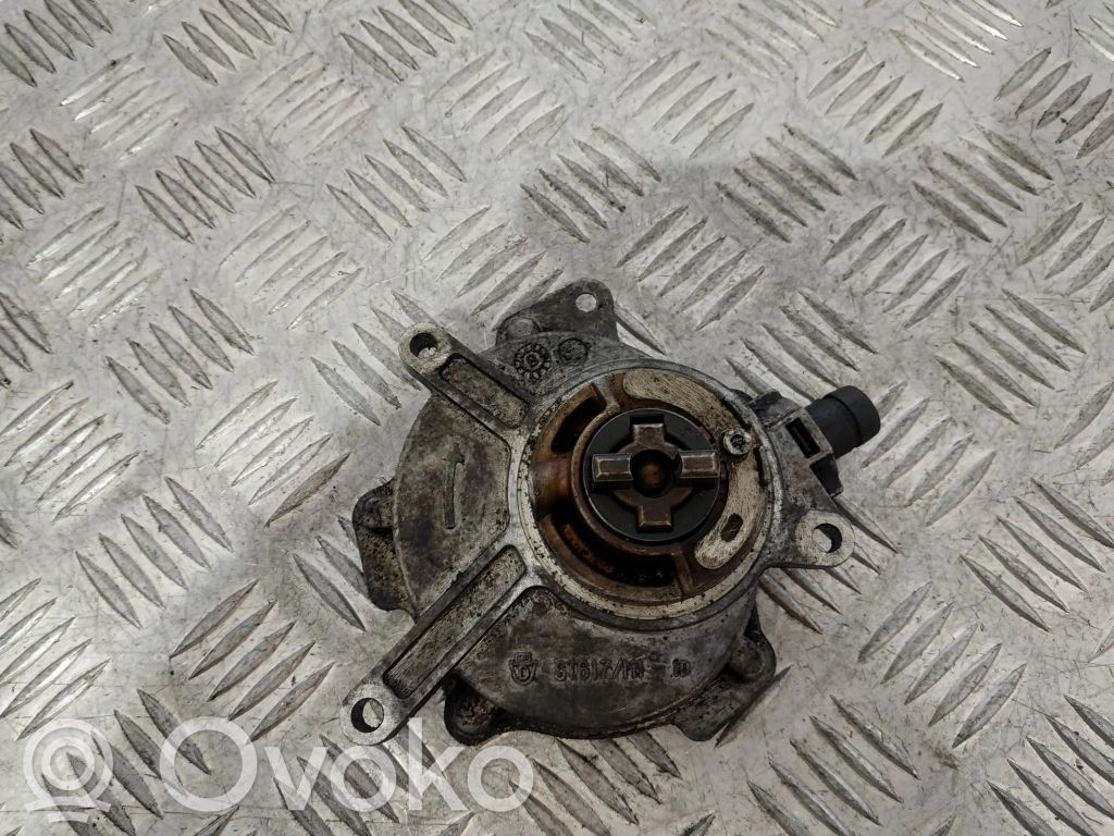 Volkswagen Jetta V Vacuum pump 