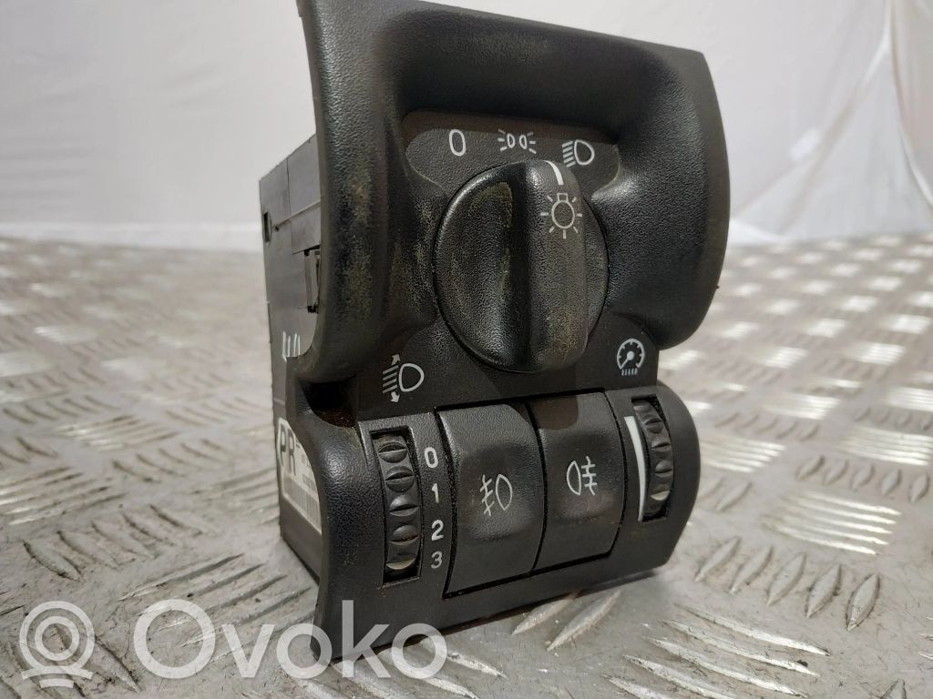 Opel Vectra B Light switch 