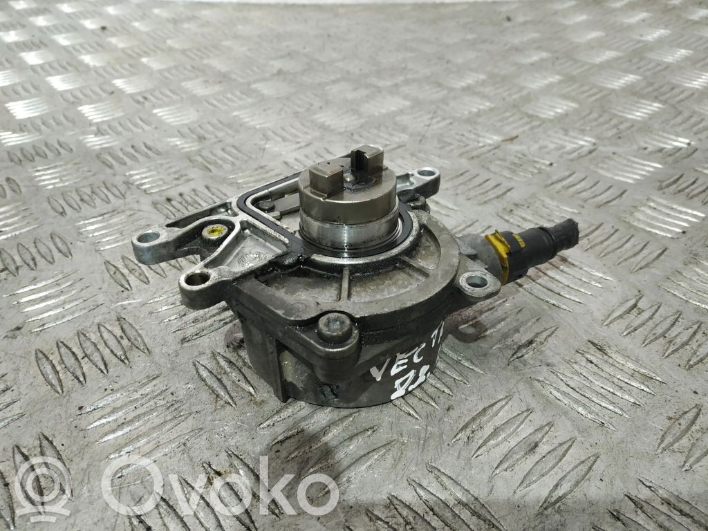 Opel Vectra C Vacuum pump 