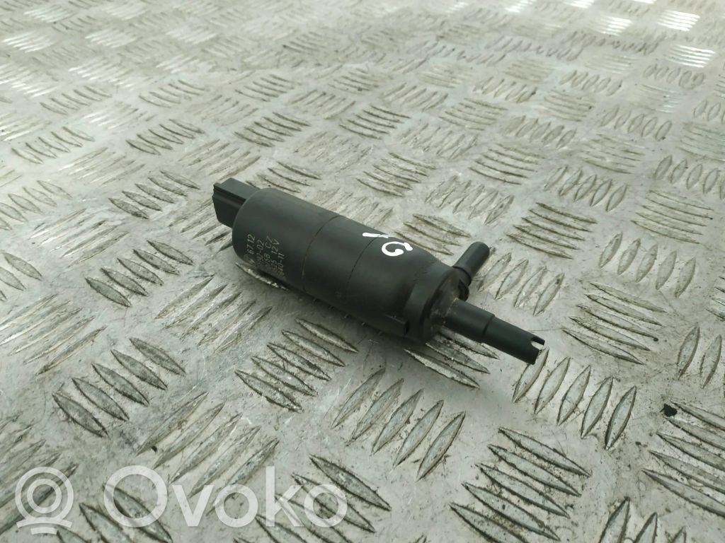 BMW 5 GT F07 Pompa spryskiwacza szyby przedniej / czołowej 