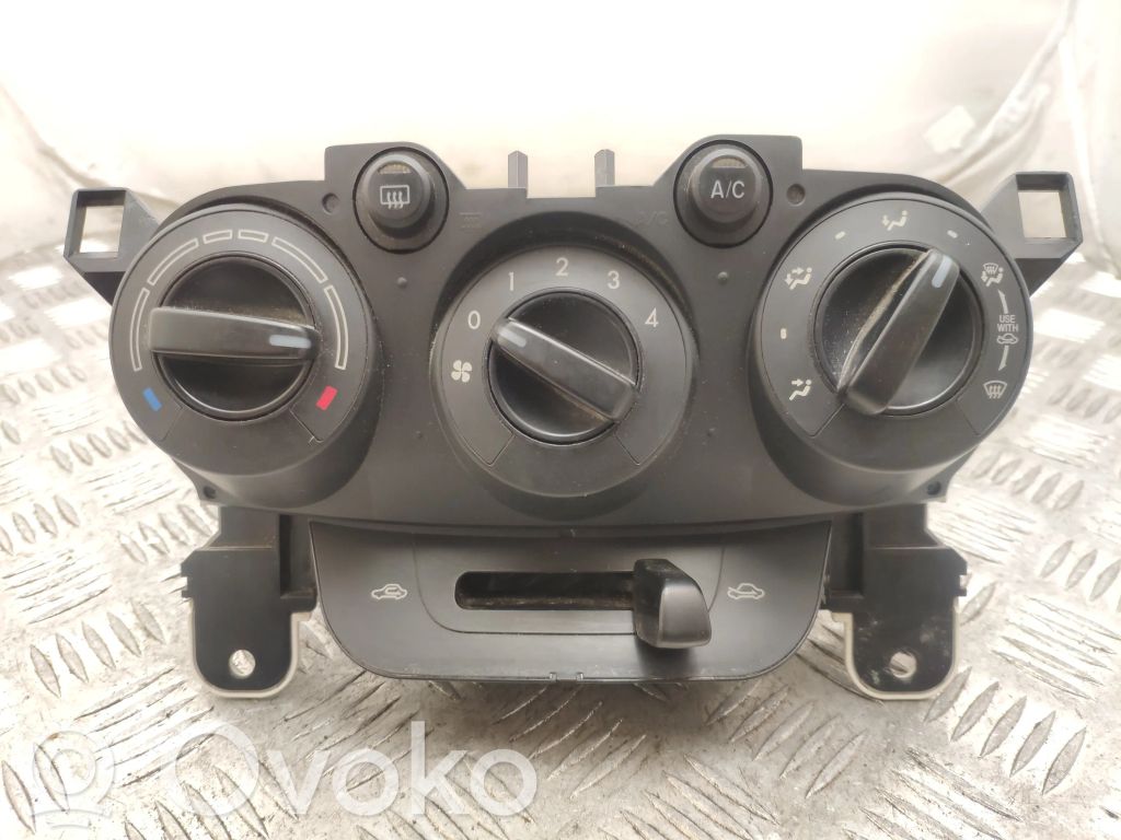 Mazda 2 Interior fan control switch 