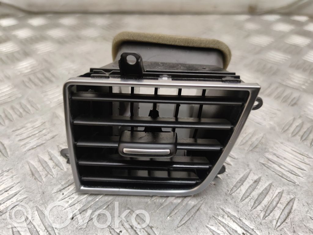 Audi A8 S8 D4 4H Dysze / Kratki nawiewu deski rozdzielczej 