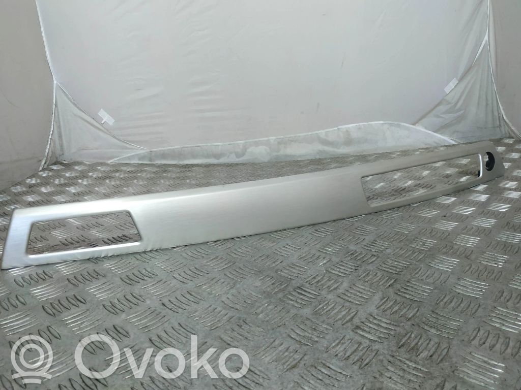 BMW 3 E90 E91 Rivestimento del vano portaoggetti del cruscotto 
