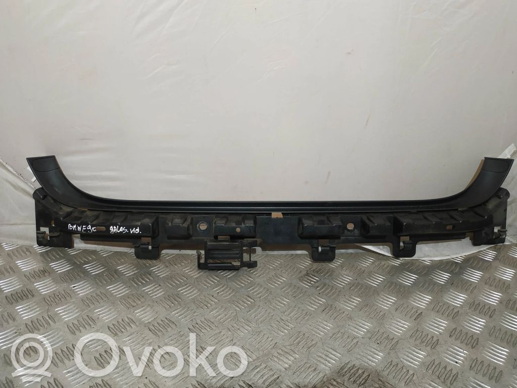 BMW 3 E90 E91 Rear bumper mounting bracket 