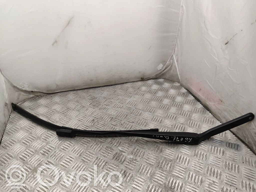 BMW X6 E71 Priekšējā loga tīrītājs 