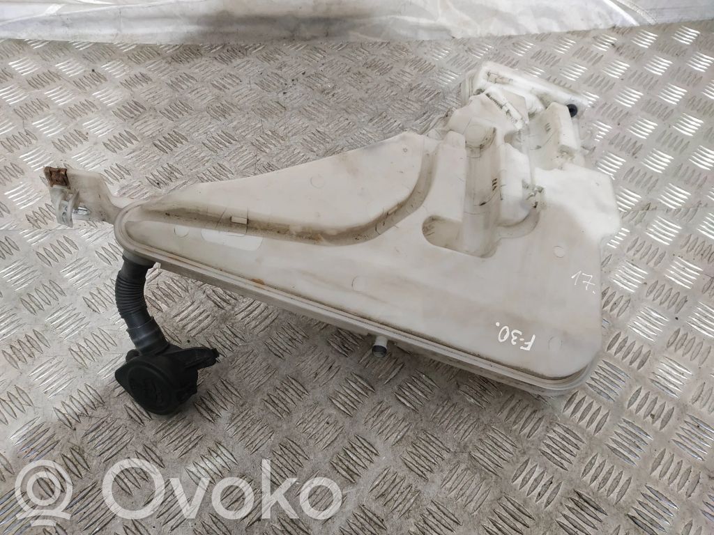 BMW 3 F30 F35 F31 Zbiornik płynu do spryskiwaczy szyby przedniej / czołowej 