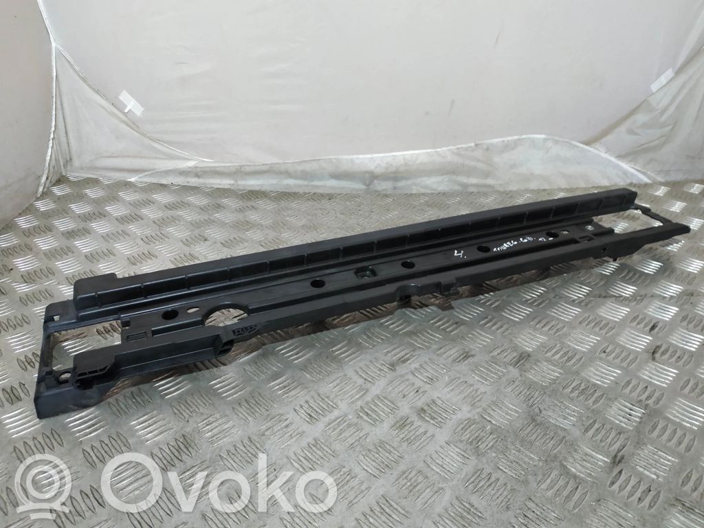 Volkswagen Touareg II Seitenverkleidung hinten 