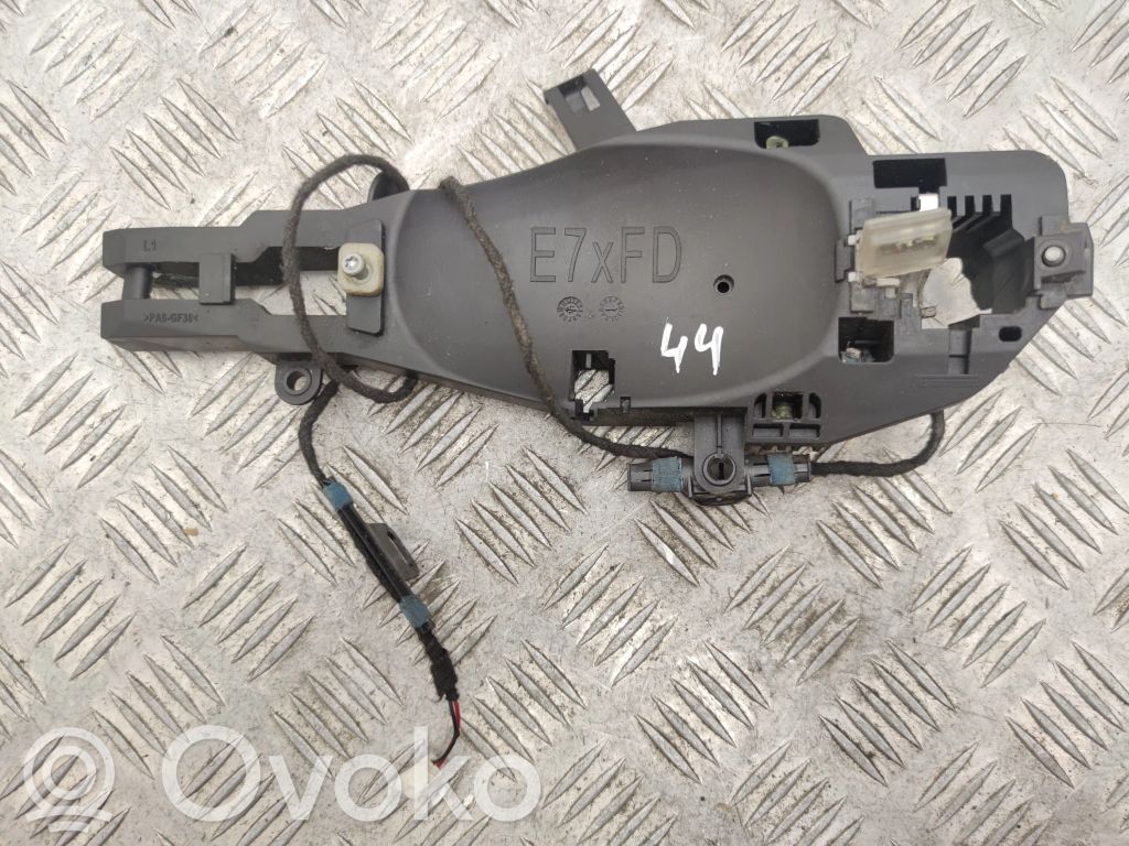 BMW X6 E71 Front door interior handle 