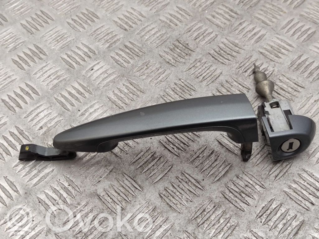 Manecilla externa puerta delantera   E9XR16