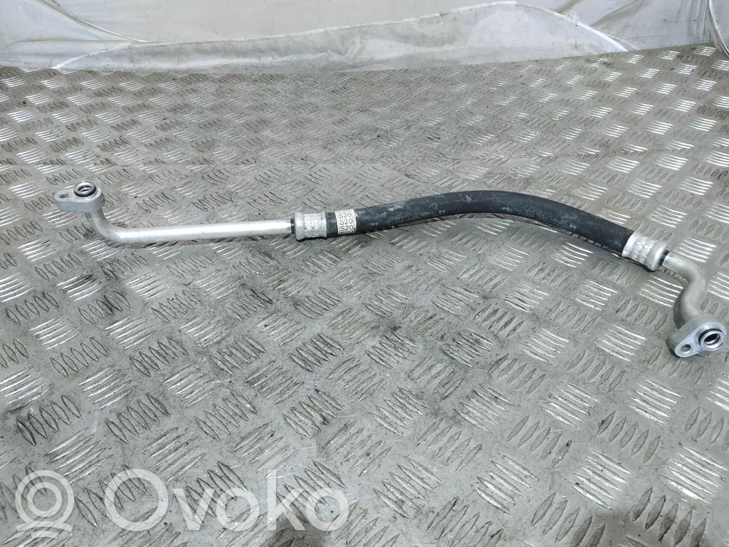 Ilmastointilaitteen putki (A/C)   TT15LP