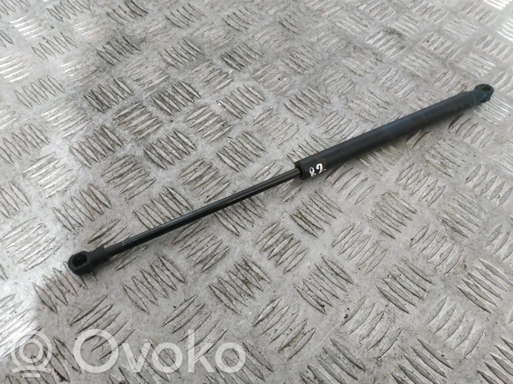 Siłownik maski przedniej   8H2216E610AA